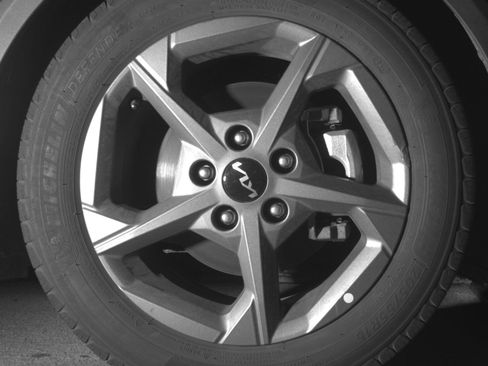 Used 2025 Kia K4 LXS image 13