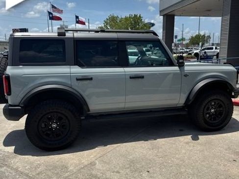 Certified 2022 Ford Bronco Wildtrak AWD/4WD image 4