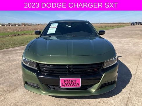 Used 2023 Dodge Charger SXT w/ Blacktop Package image 2