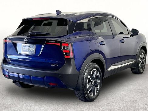 Certified 2025 Nissan Kicks SV w/ SV Premium Package AWD/4WD image 4