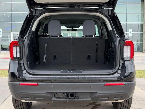 New 2026 Ford Explorer Active RWD image 54