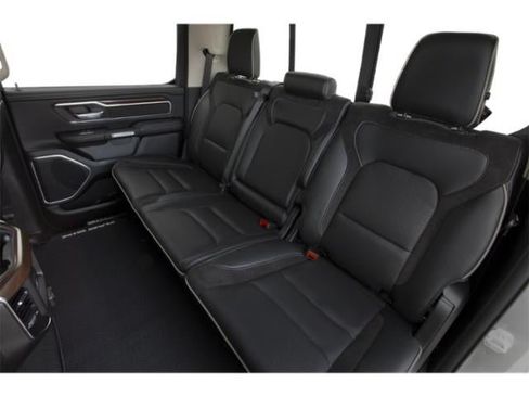 Used 2022 RAM 1500 Laramie AWD/4WD image 13