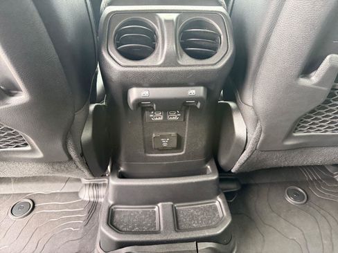 Used 2023 Jeep Wrangler Unlimited Rubicon 392 w/ Xtreme Recon 35" Tire Package AWD/4WD image 18