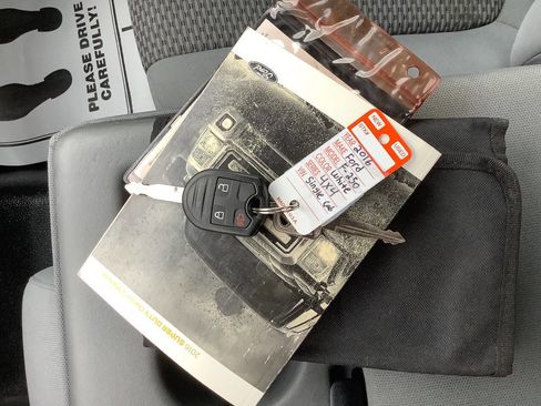 Used 2016 Ford F250 XL w/ Power Equipment Group image 41