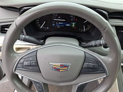 Used 2019 Cadillac XT5 Luxury image 20