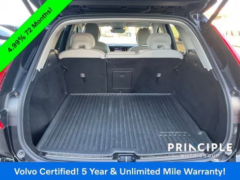 Certified 2023 Volvo XC60 B5 Plus image 28