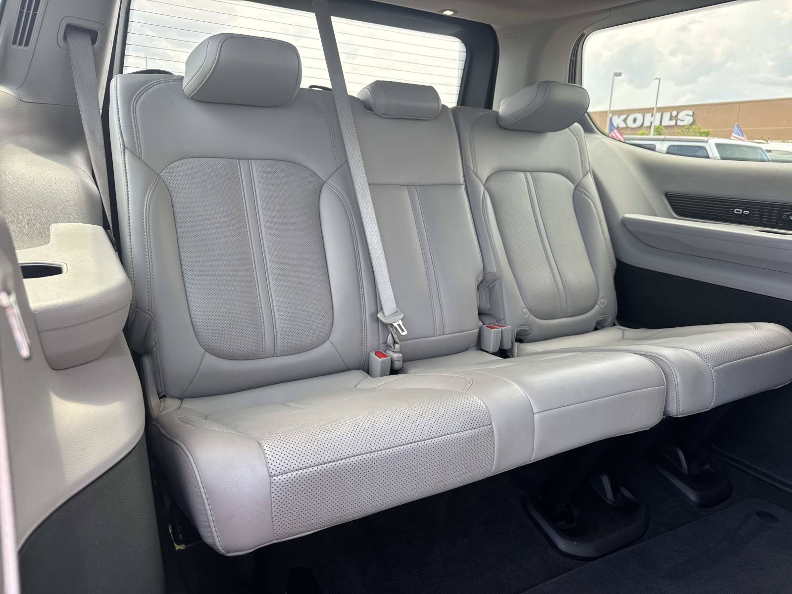 Used 2023 Jeep Wagoneer Series III w/ Convenience Group I RWD image 11