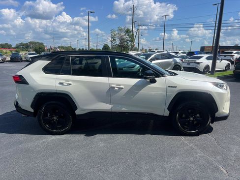 Used 2021 Toyota RAV4 XSE w/ XSE Grade Weather Package AWD/4WD image 4