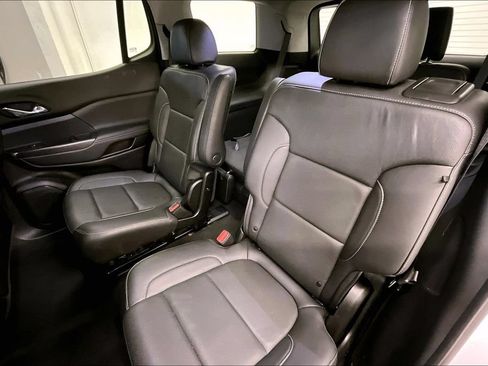 Used 2023 GMC Acadia SLT w/ Elevation Edition FWD image 22