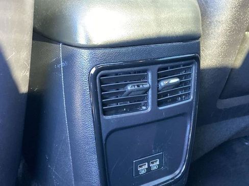 Used 2021 Chrysler 300 S image 18