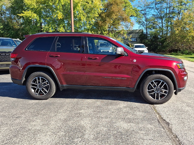 Used 2019 Jeep Grand Cherokee Trailhawk AWD/4WD image 8
