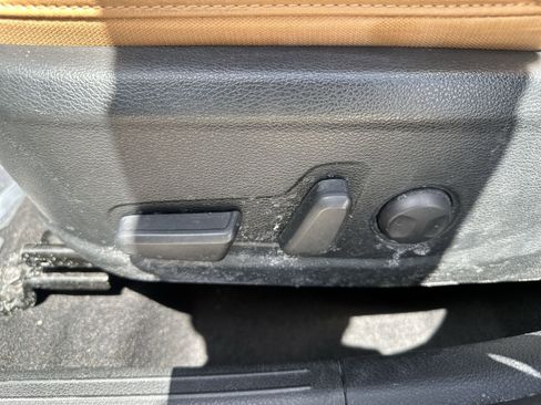 Certified 2024 Kia Seltos EX FWD image 14