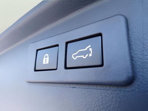 Certified 2025 Subaru Outback Premium image 13