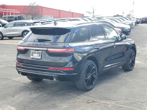 New 2026 Lincoln Corsair Premiere image 4