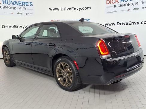Used 2016 Chrysler 300 S AWD/4WD image 6