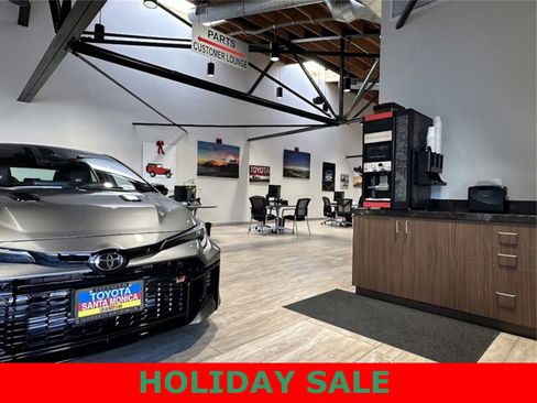 Used 2023 Toyota Camry LE image 29