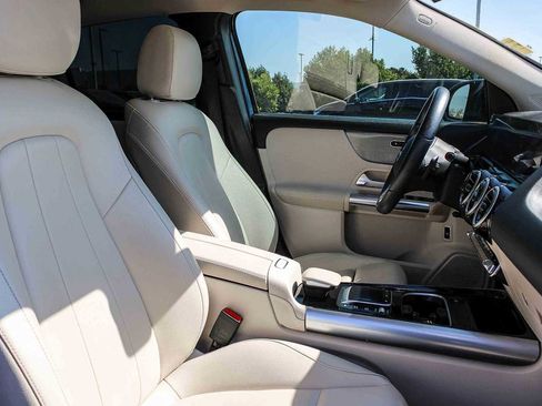 Used 2022 Mercedes-Benz GLA 250 image 16