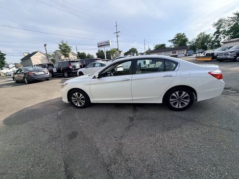 Used 2013 Honda Accord LX image 38