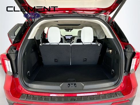 New 2026 Ford Explorer Platinum AWD/4WD image 10