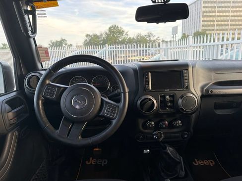 Used 2016 Jeep Wrangler Unlimited Sport w/ Quick Order Package 23S AWD/4WD image 7