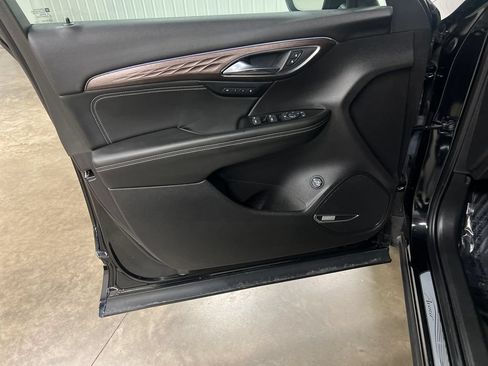 Certified 2023 Buick Envision Avenir AWD/4WD image 15