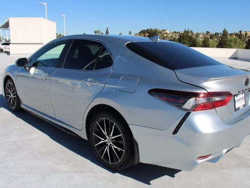 Certified 2024 Toyota Camry SE image 5