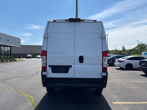 Used 2023 RAM ProMaster 2500 FWD image 4