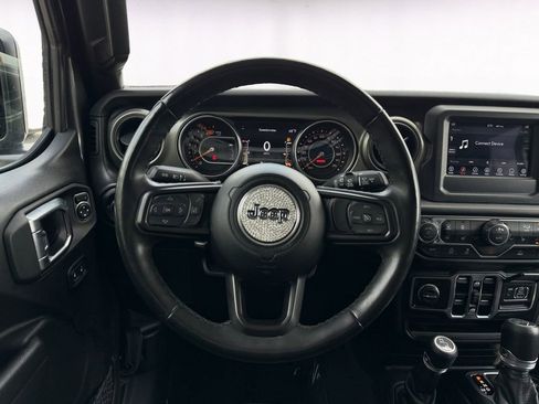 Used 2022 Jeep Wrangler Unlimited Sport AWD/4WD image 12