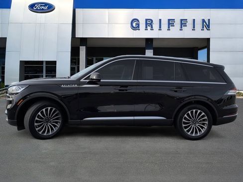 Used 2022 Lincoln Aviator Reserve w/ Equipment Group 201A image 10