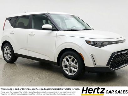 Used 2025 Kia Soul LX w/ LX Technology Package