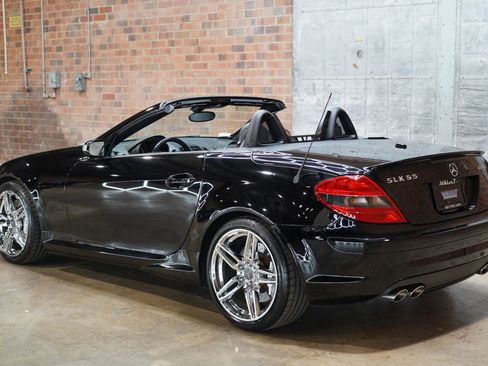 Used 2007 Mercedes-Benz SLK 55 AMG image 46