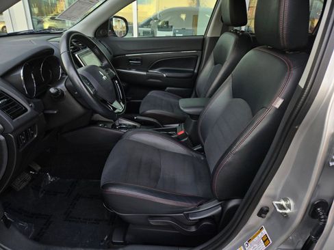 Used 2024 Mitsubishi Outlander Sport SE image 16