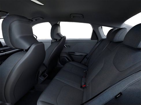 New 2026 Kia K4 LX image 18