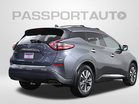 Used 2017 Nissan Murano SV w/ Visibility Package image 10
