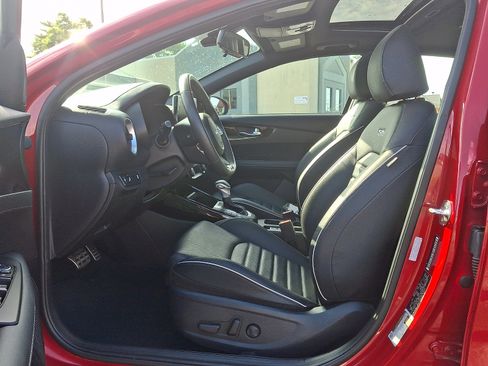 Used 2024 Kia Forte GT-Line w/ GT-Line Premium Package FWD image 15
