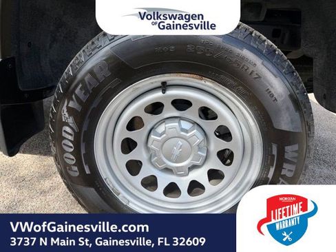 Used 2024 Chevrolet Colorado W/T RWD image 25