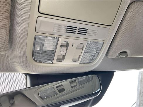 Used 2018 Honda Accord EX-L image 39