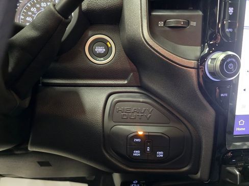 New 2026 RAM 2500 Tradesman AWD/4WD image 29