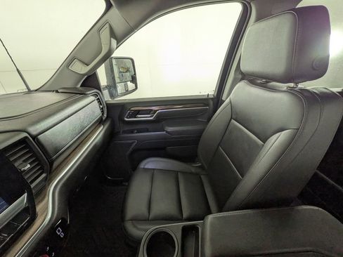 Certified 2025 Chevrolet Silverado 2500 LT w/ Trail Boss Package image 30