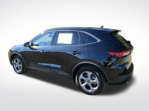 Used 2025 Ford Escape ST-Line image 3