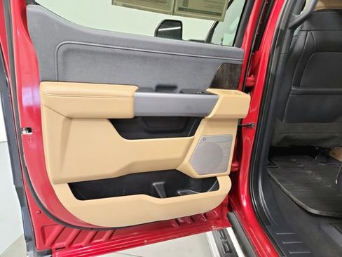 Used 2023 Ford F250 Lariat w/ Chrome Package image 33