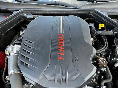 Used 2018 Kia Stinger GT2 RWD image 31