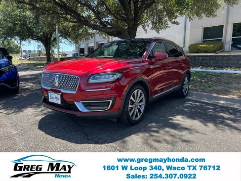 Used 2019 Lincoln Nautilus Select w/ Cargo Utility Package FWD image 3