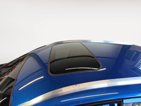 Used 2019 Honda HR-V EX image 12
