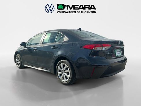 Used 2023 Toyota Corolla LE image 3