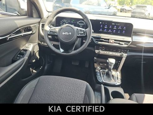 Used 2024 Kia Seltos S AWD/4WD image 37