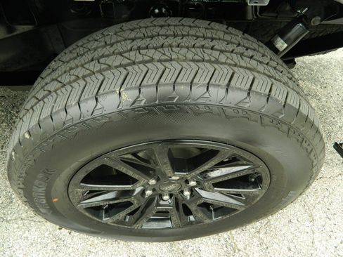 Used 2022 Ford F150 XLT w/ Equipment Group 301A Mid AWD/4WD image 9