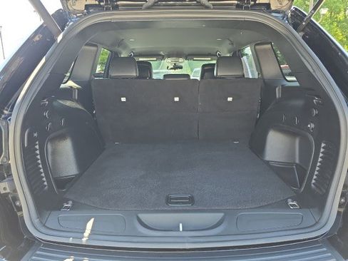 Used 2021 Jeep Grand Cherokee Laredo X image 13