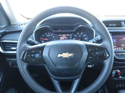 Used 2023 Chevrolet TrailBlazer LT image 18