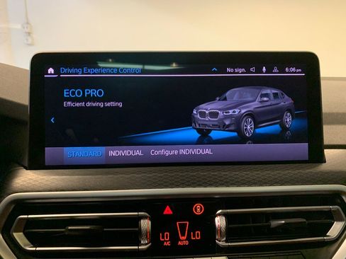 Used 2024 BMW X4 xDrive30i w/ Premium Package AWD/4WD image 31